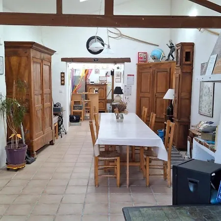 D'hotes Le Bellevue - Bed & Breakfast Montbrun-les-Bains